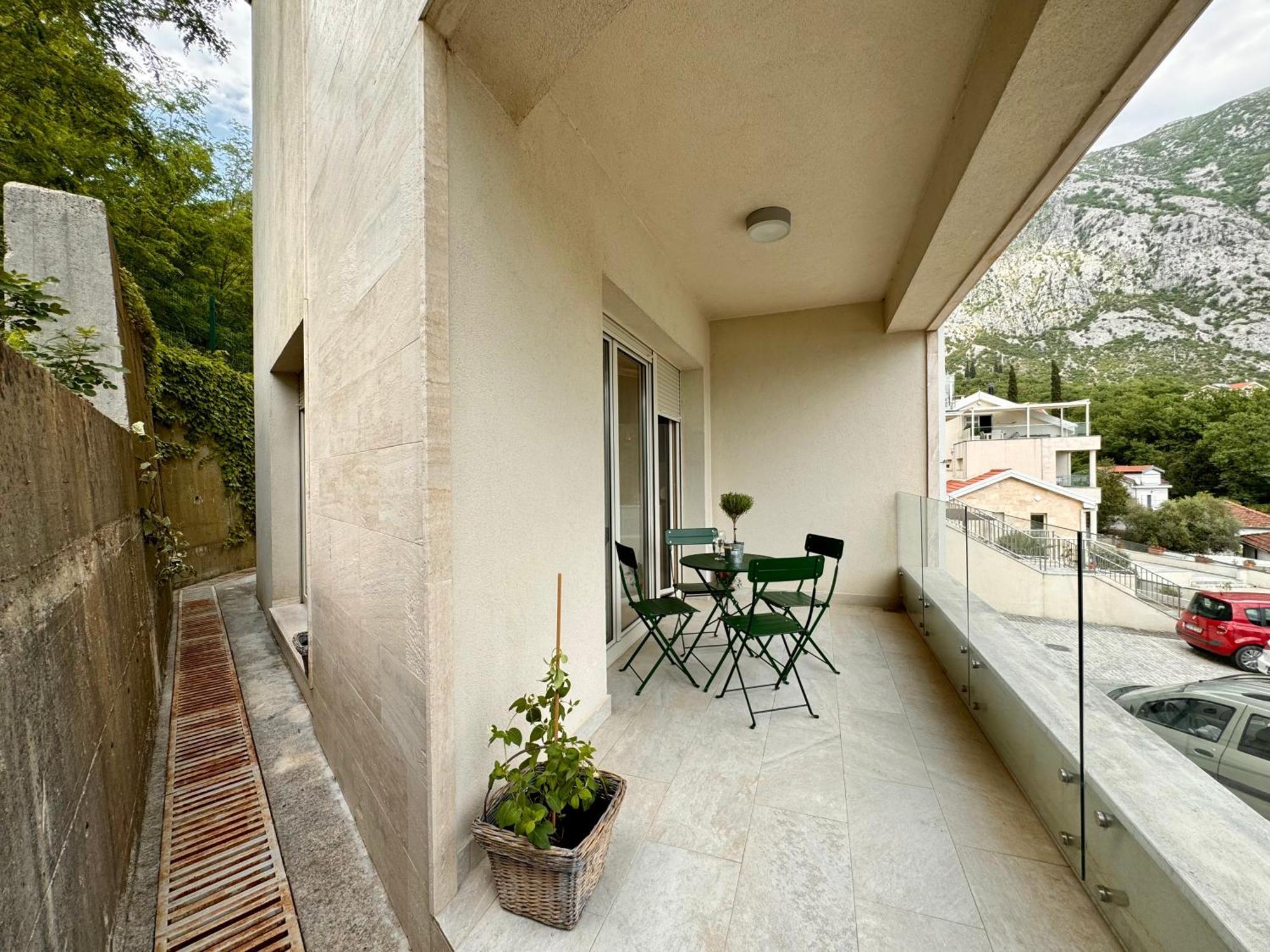 Olea Apartments Orahovac โกตอร์ ภายนอก รูปภาพ