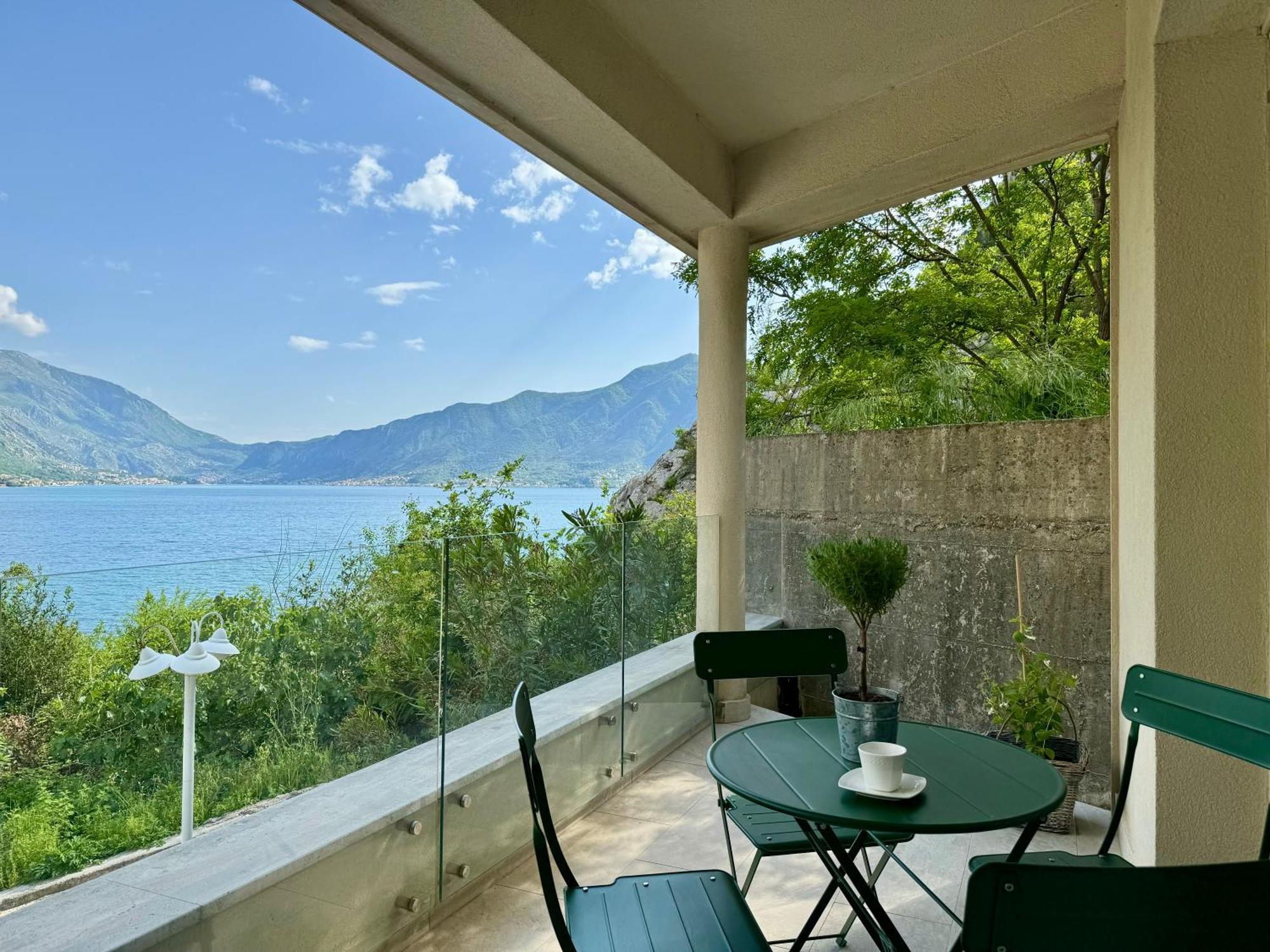 Olea Apartments Orahovac โกตอร์ ภายนอก รูปภาพ